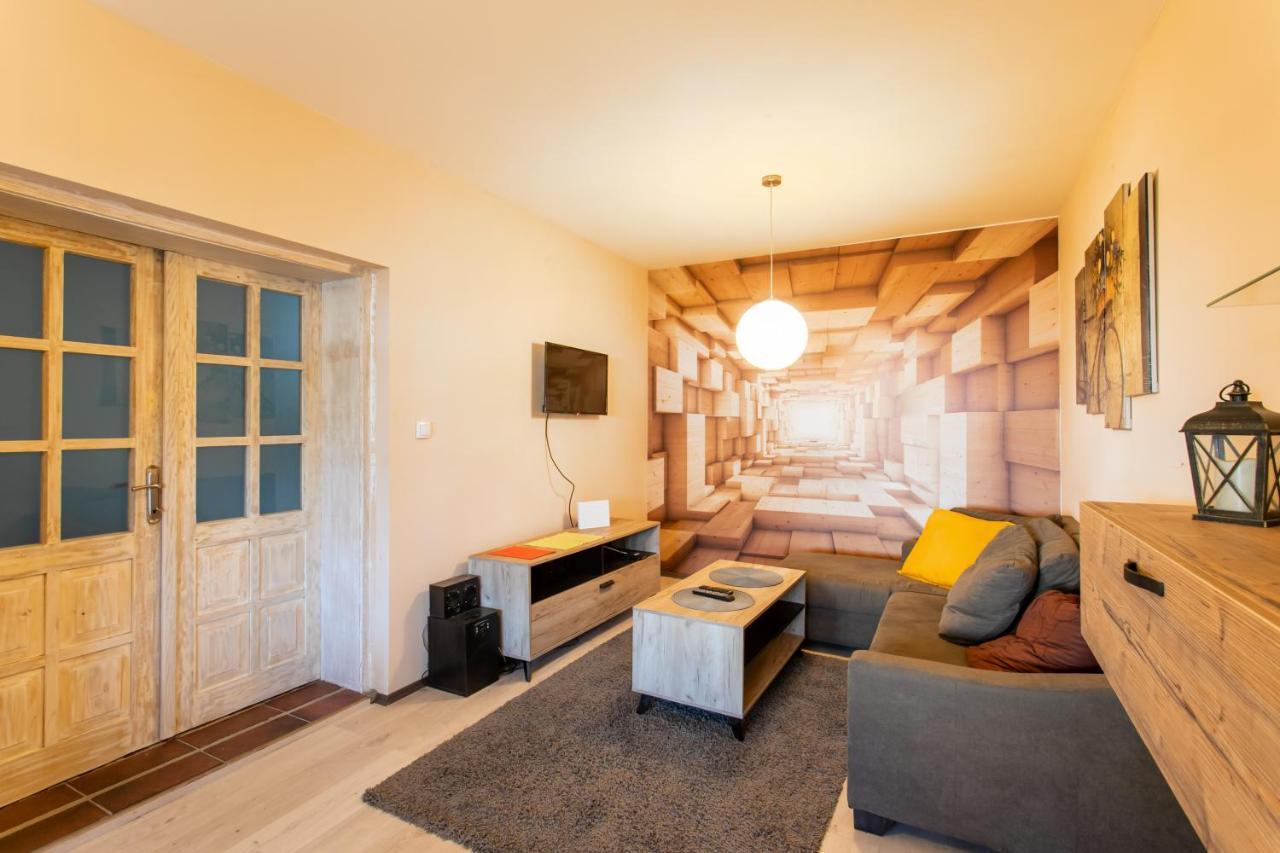 Ferienwohnung Seosko Domacinstvo Pustolov Stari Banovci Exterior foto