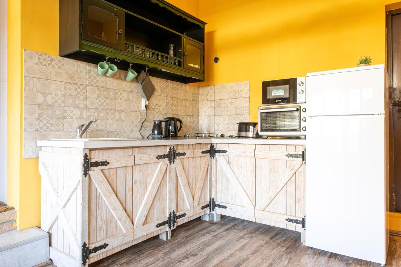 Ferienwohnung Seosko Domacinstvo Pustolov Stari Banovci Exterior foto